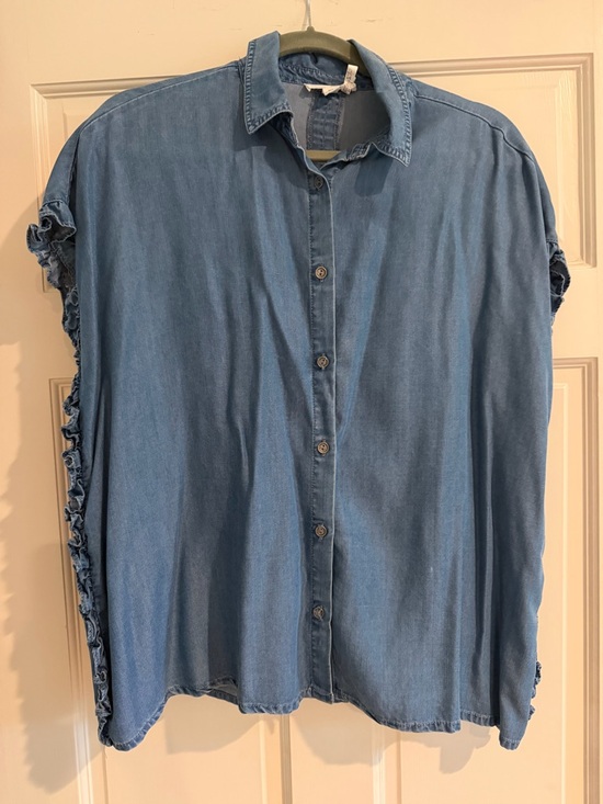 beachlunchlounge Tops - beachlunchlounge Light Blue Denim Shirt